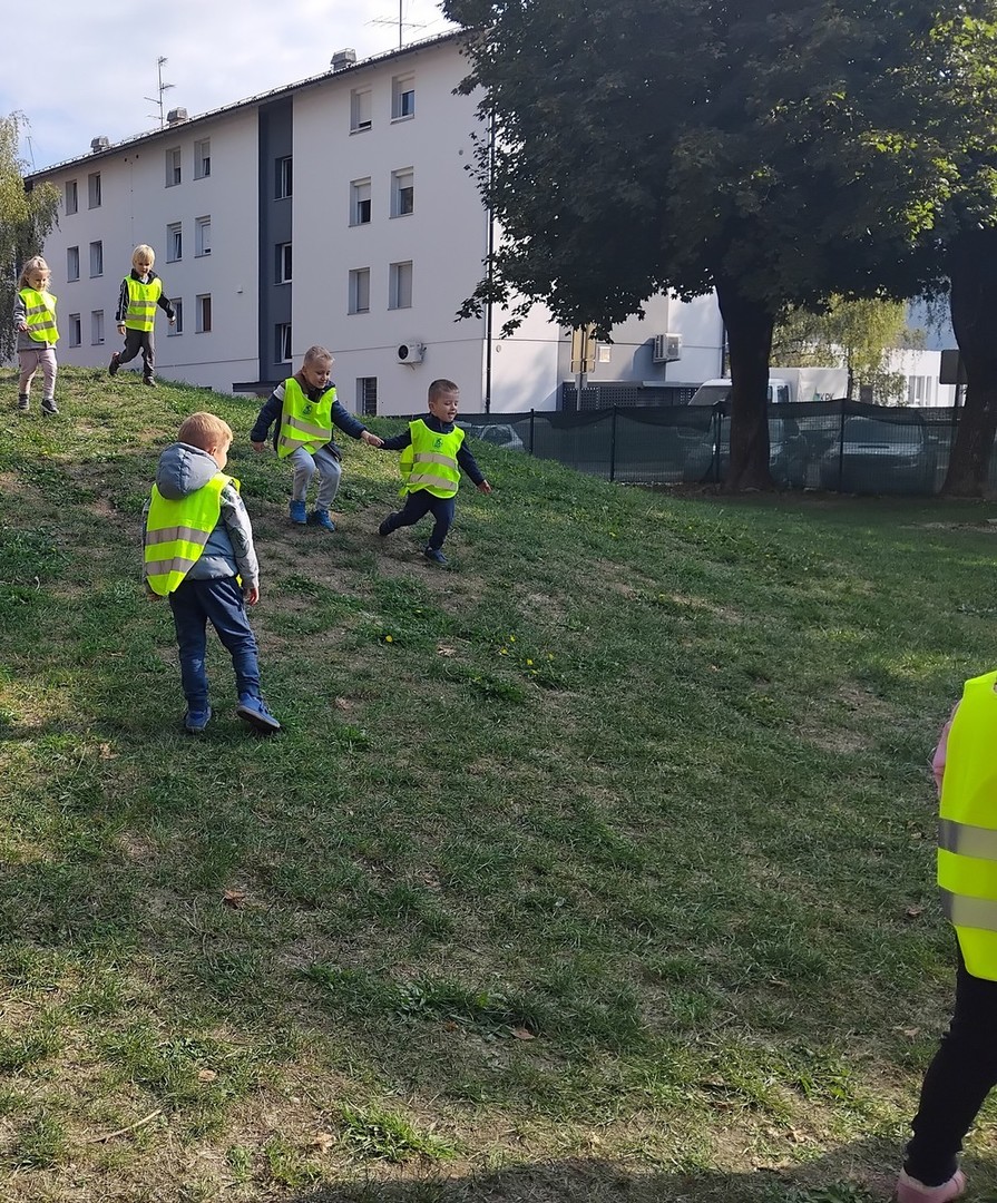 kategorija Teden otroka v znamenju pozdravov, prijaznosti in drobnih presenečenj